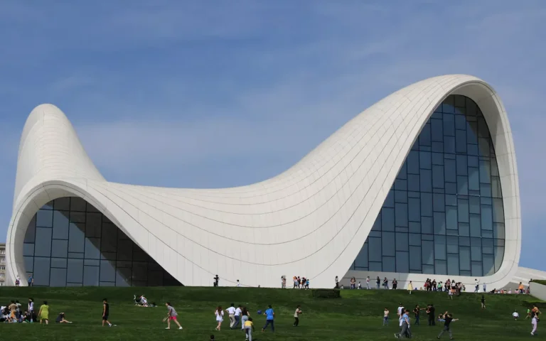Curved white Heydar Aliyev Center in Baku